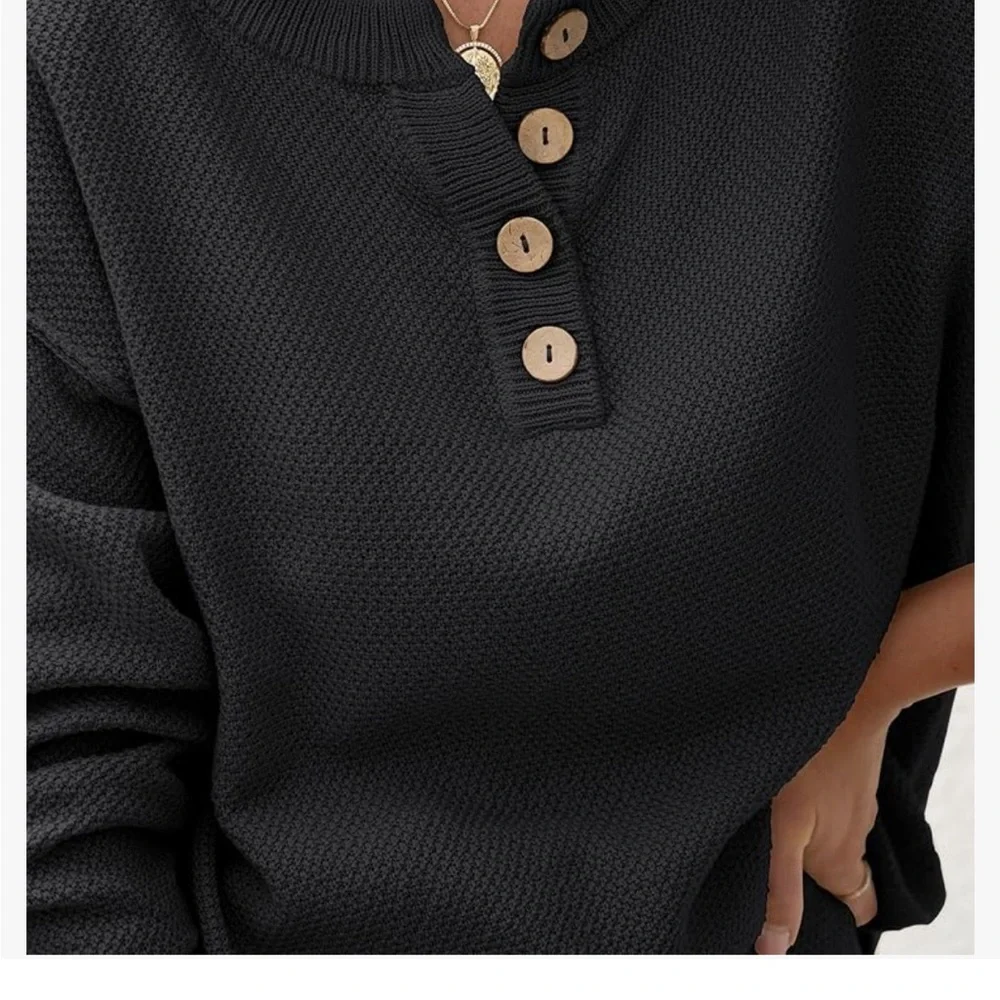 Black Button-Up Lounge Set - Picture 3 of 7